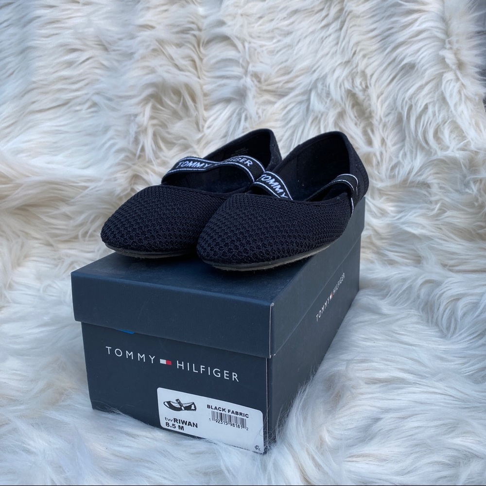 Tommy Hilfiger Women’s Black Flats US 8.5M